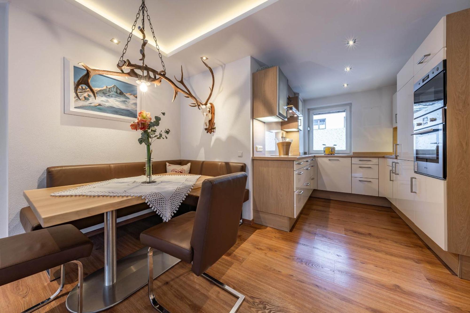 Chalet Perauer ไมย์อาโฮเฟิน ภายนอก รูปภาพ