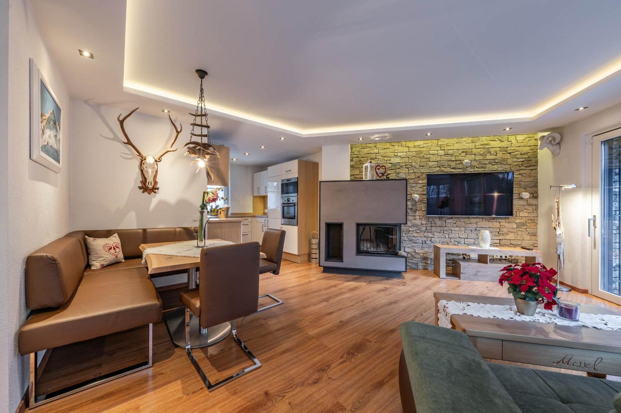 Chalet Perauer ไมย์อาโฮเฟิน ภายนอก รูปภาพ